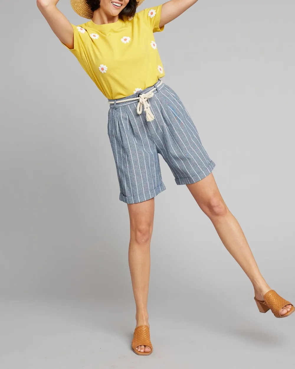 Striped Regular Drawstring Short