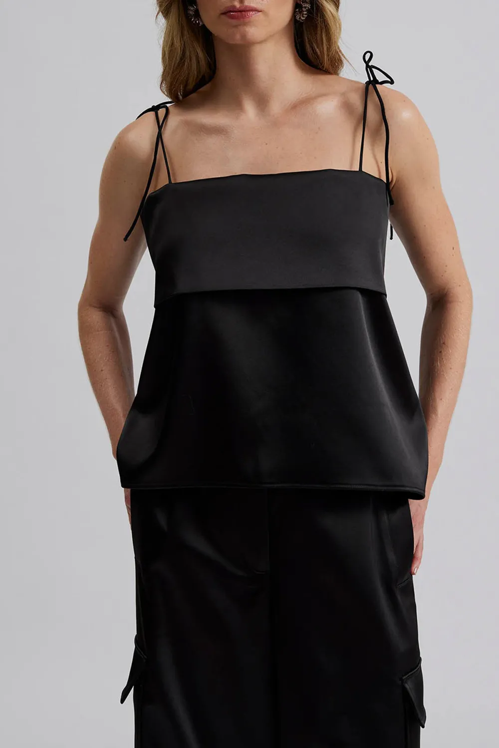 METTE TOP-Open back strappy top