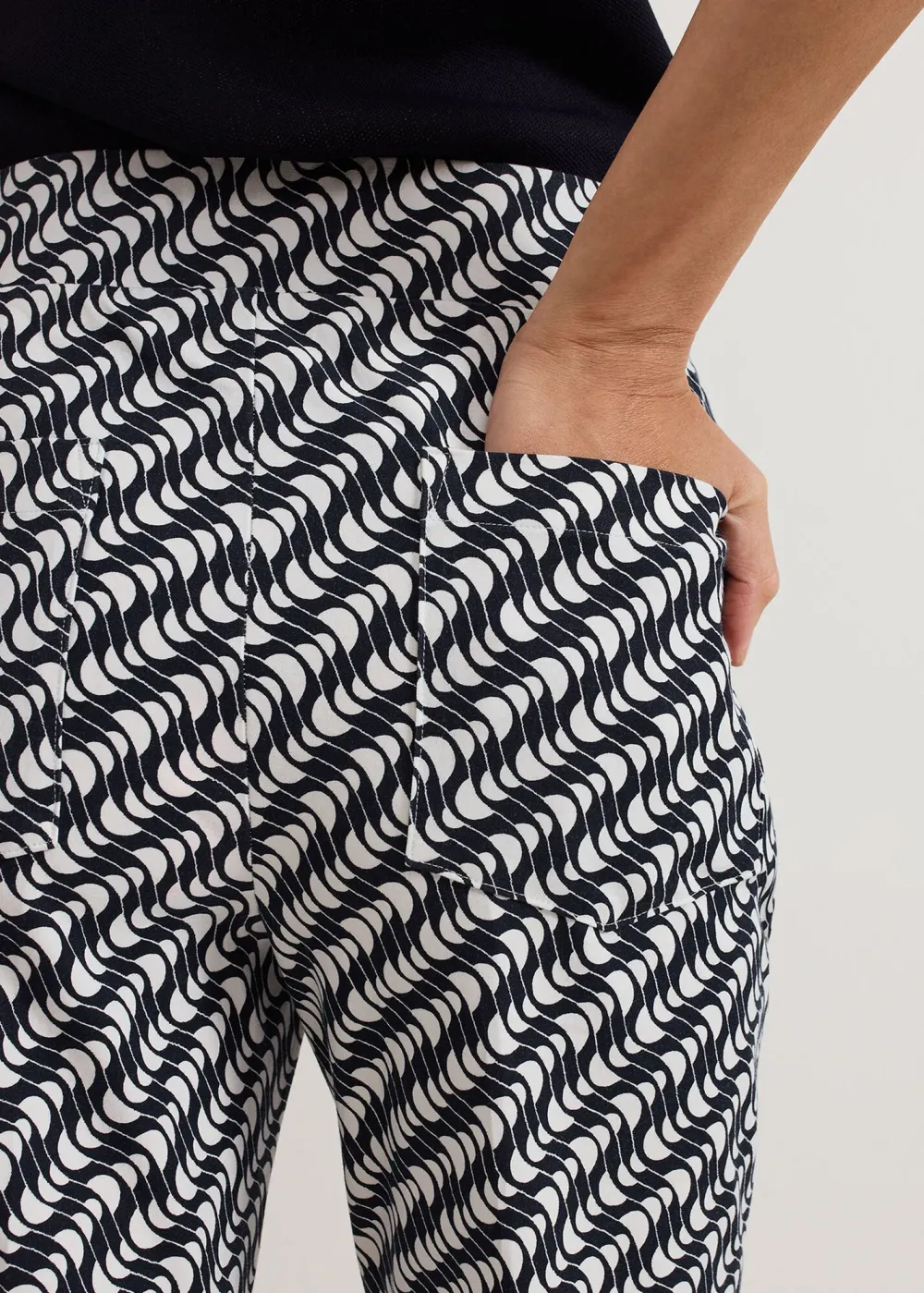 Art Print Women's Cone-Shaped Pants