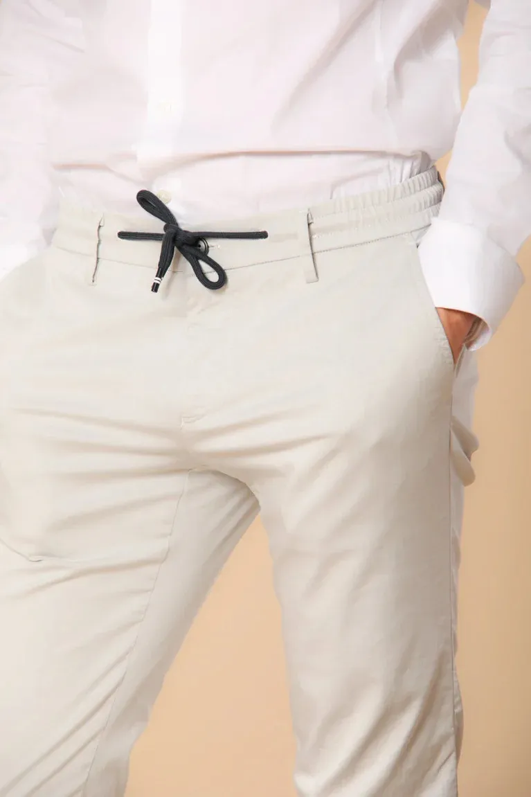 Men's Off-White Twill Elastic Waist Slim Fit Trousers