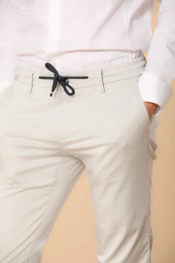 Men's Off-White Twill Elastic Waist Slim Fit Trousers