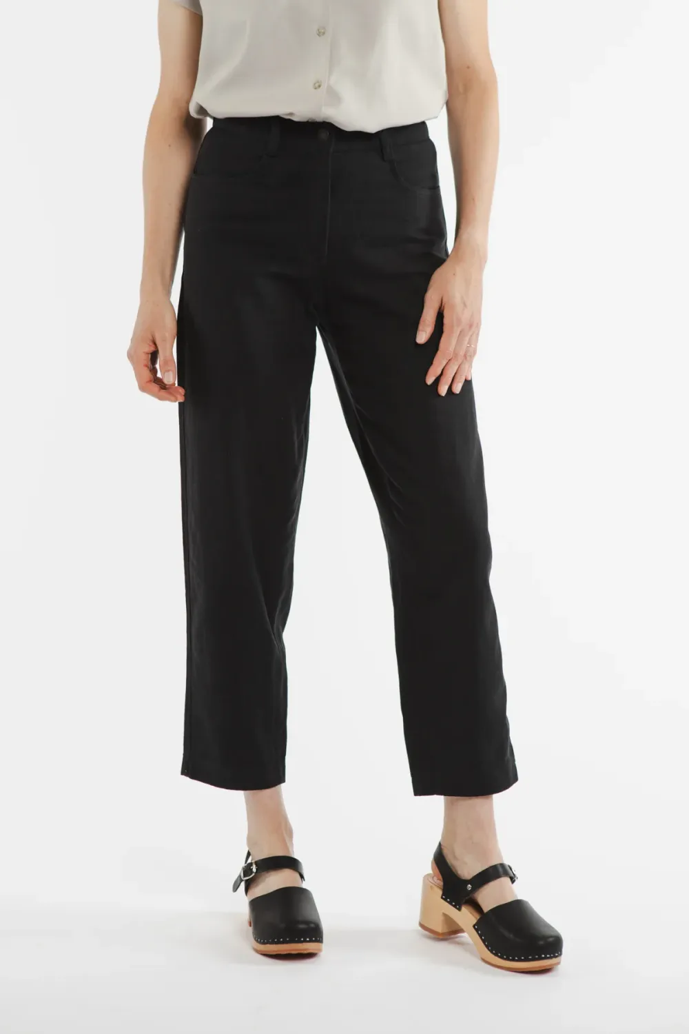 The Non-Stretch Black Pant
