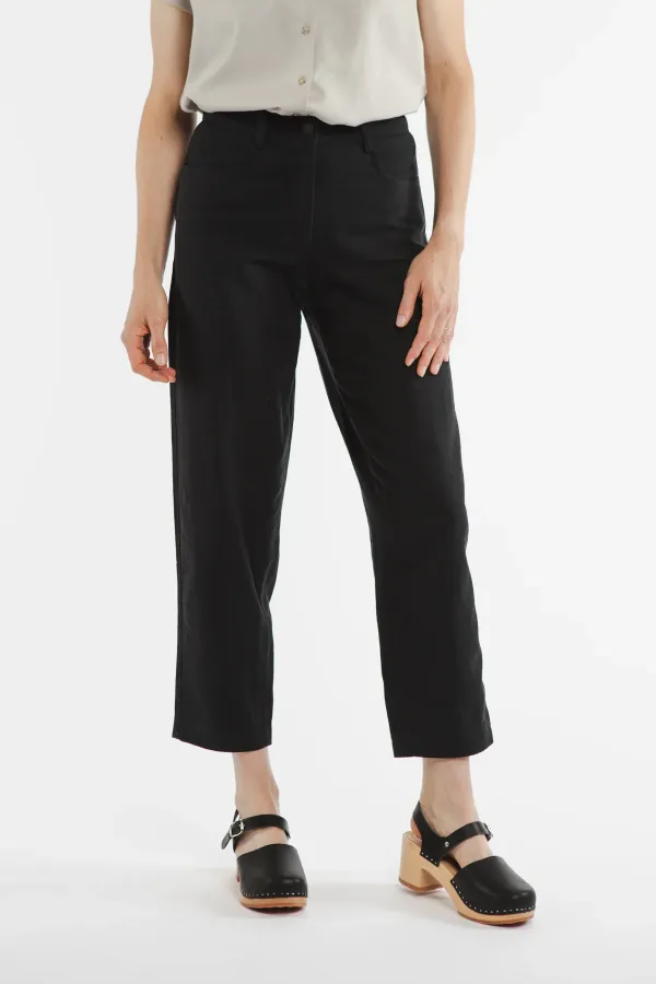 The Non-Stretch Black Pant