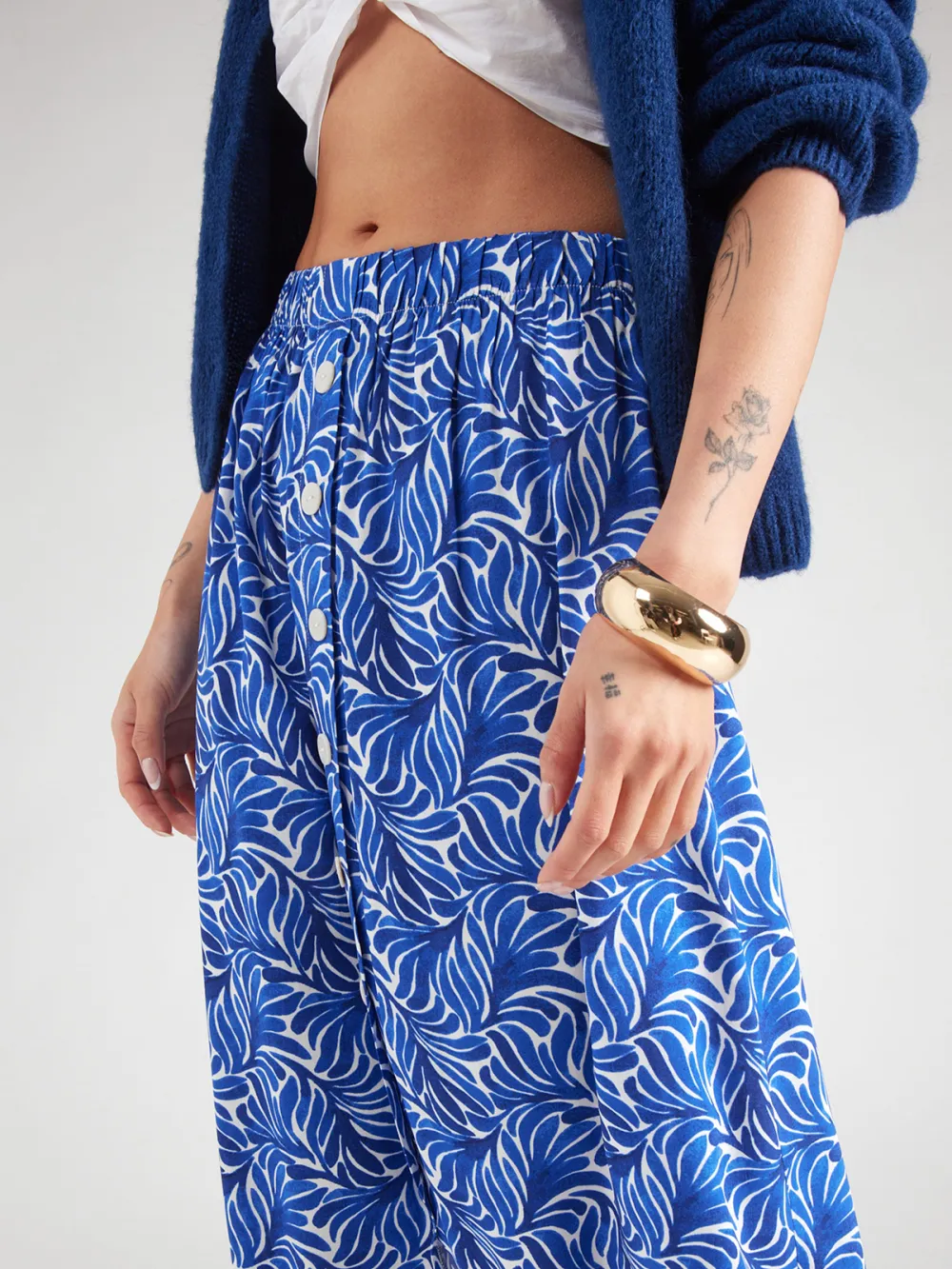 Smooth Fabric Casual Style A-line Skirt