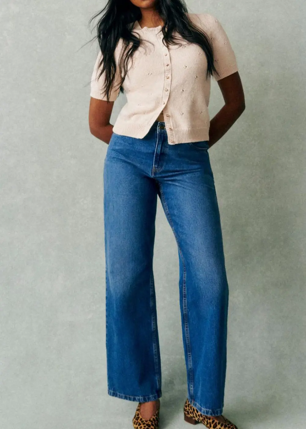 Short-Sleeved Embroidered Simple Shirt