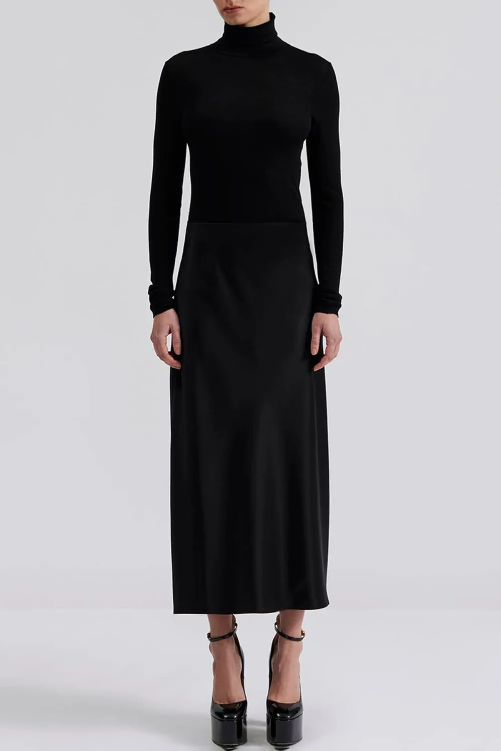 Wool Slim Fit Turtleneck Sweater