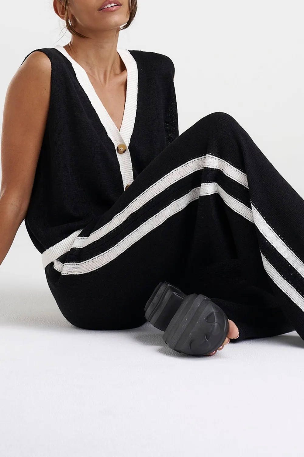 Black And White Soft  Loose Stripe Pants