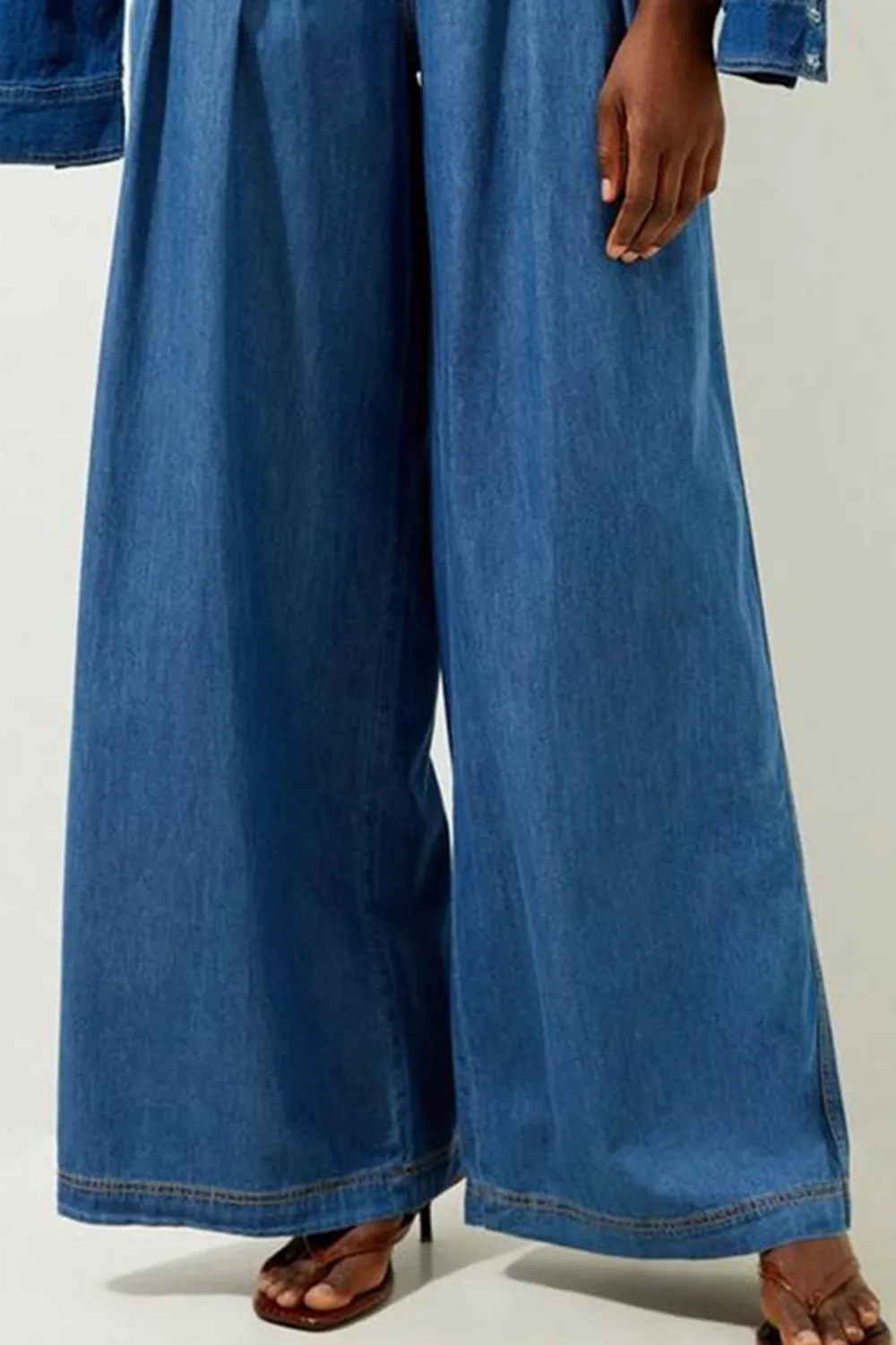 Tailored Chambray Denim Straight Leg Pleated Trousers
