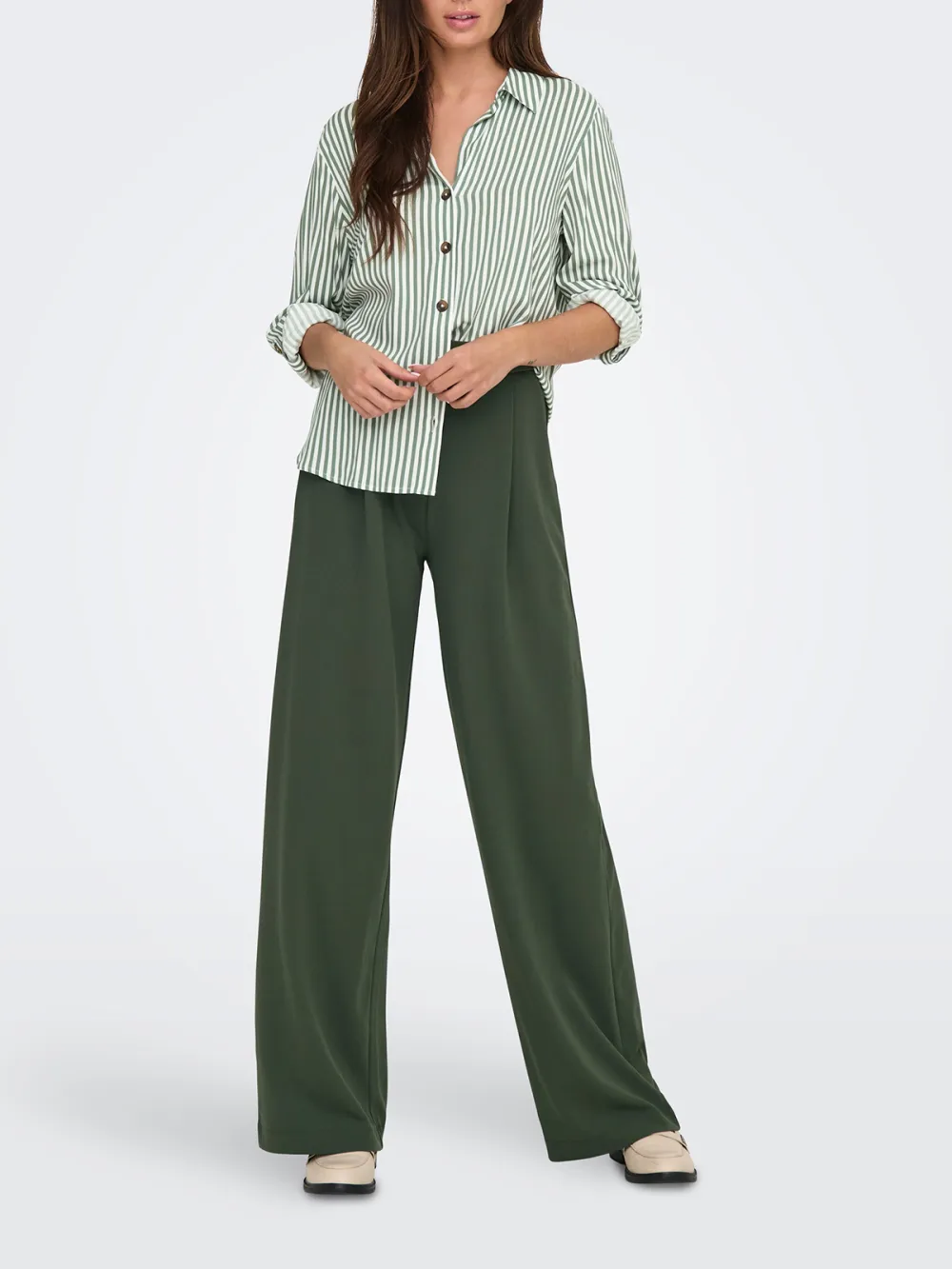 Casual Style Wide Leg Pleat-Front Pants