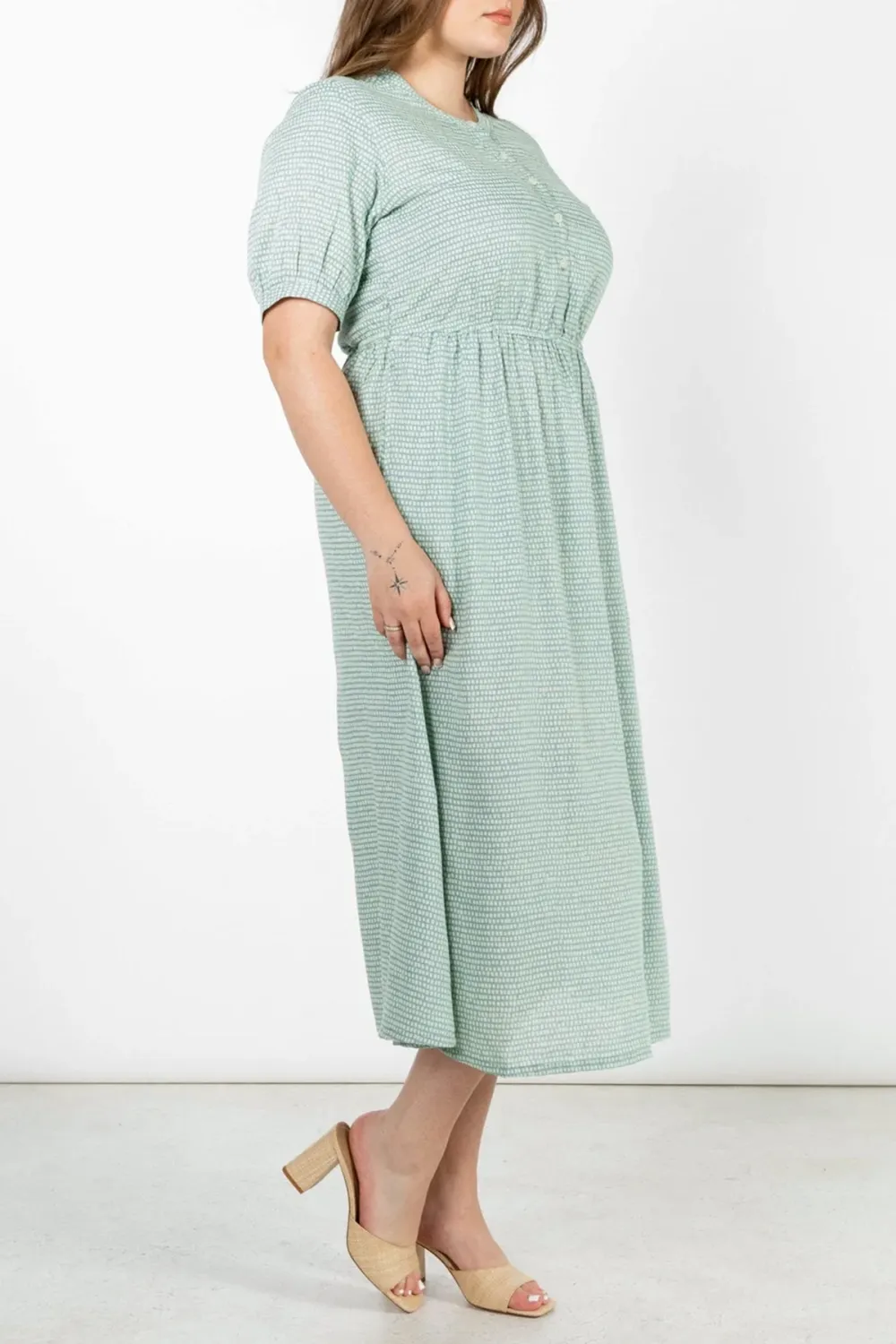 The Crew Neck Short Sleeve Dress