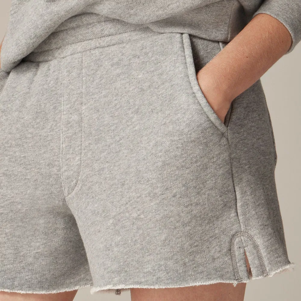 Daily Mid-Waist Shorts