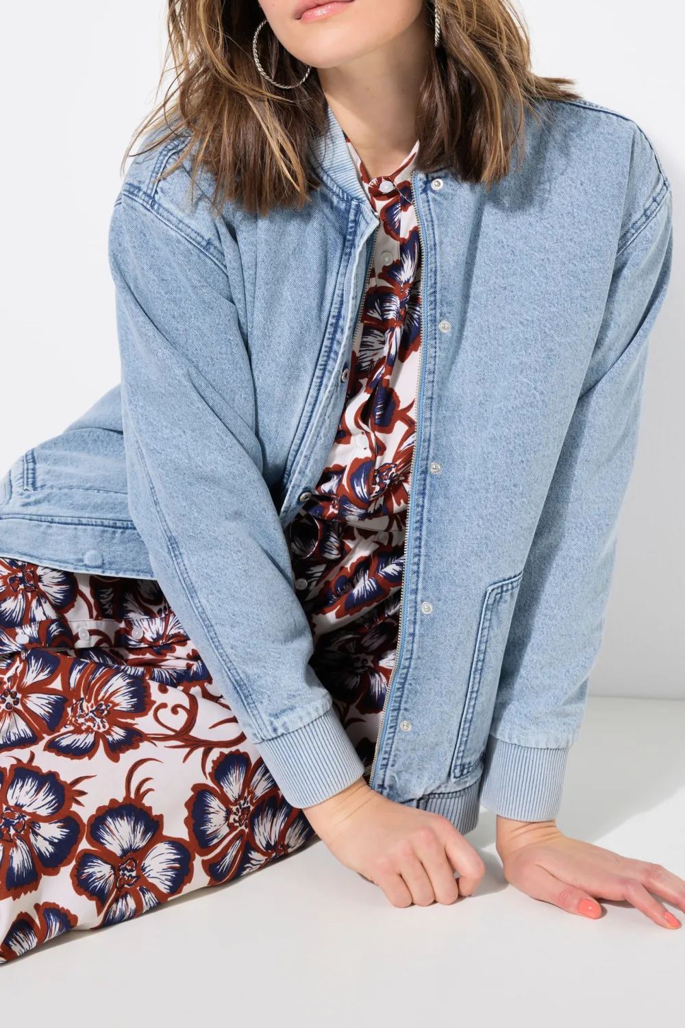 University Collar Light Denim Jacket