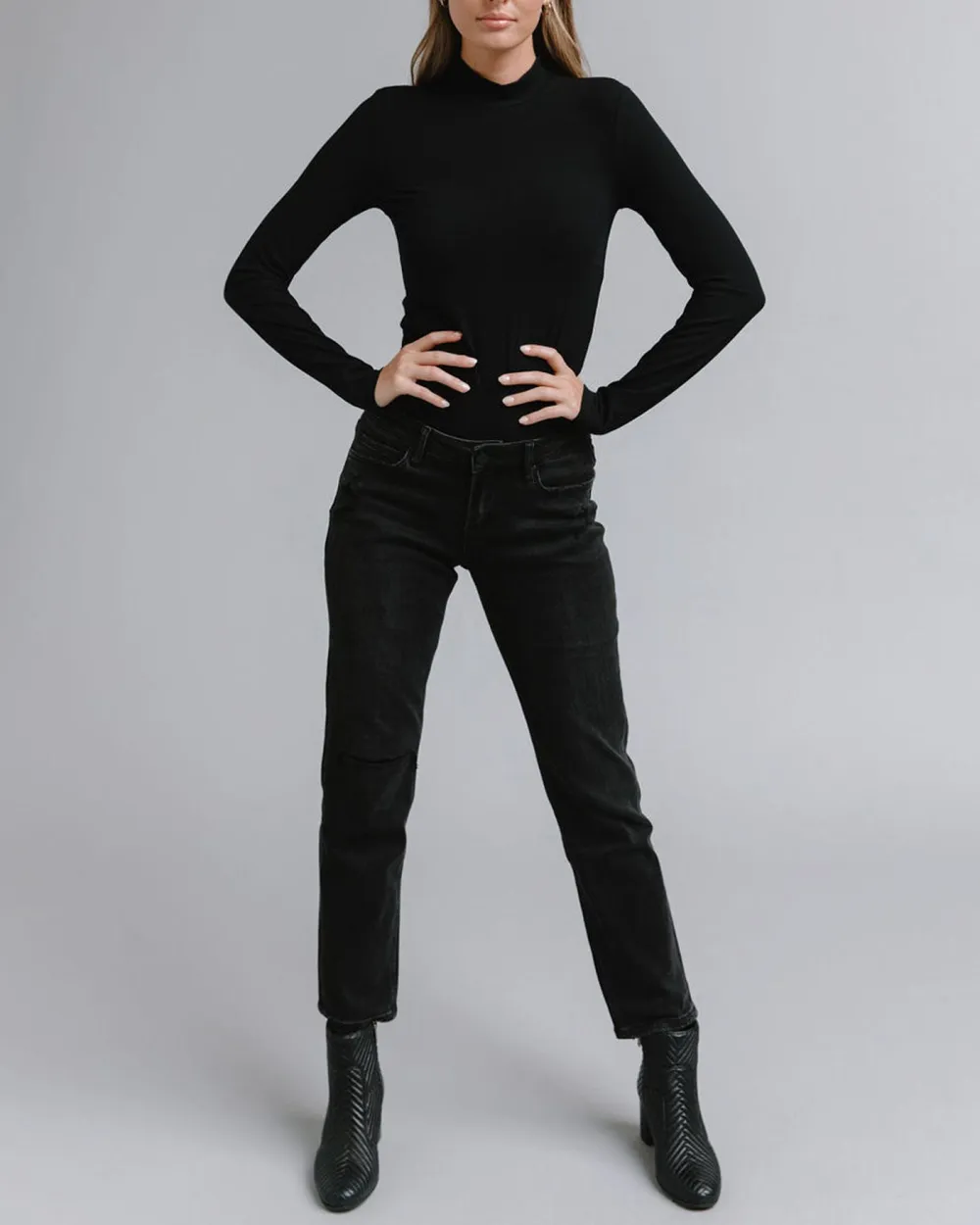 Mid Rise Boyfriend Style Jean