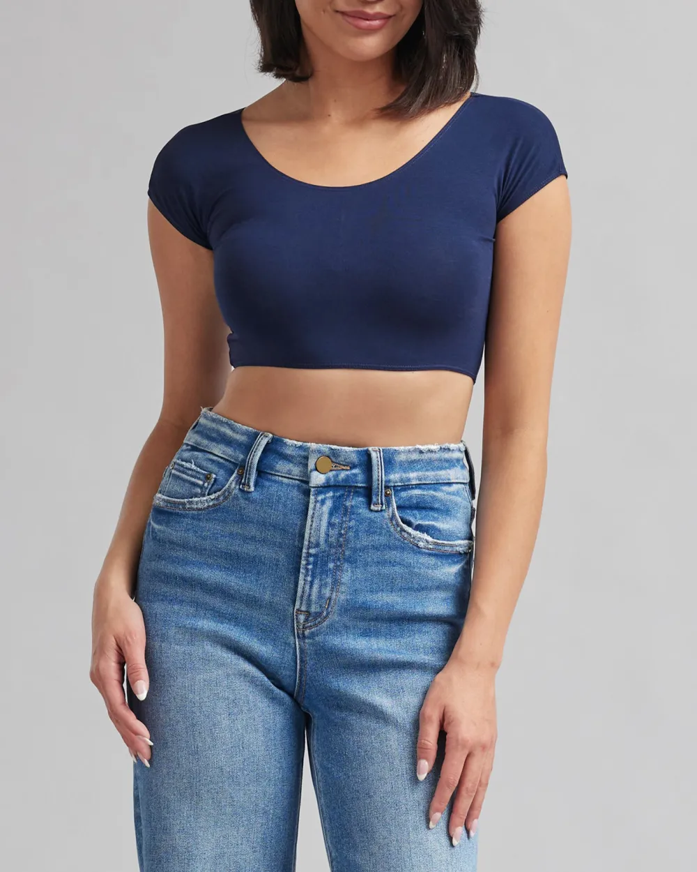 Trendy Cropped Crew Neck Tee