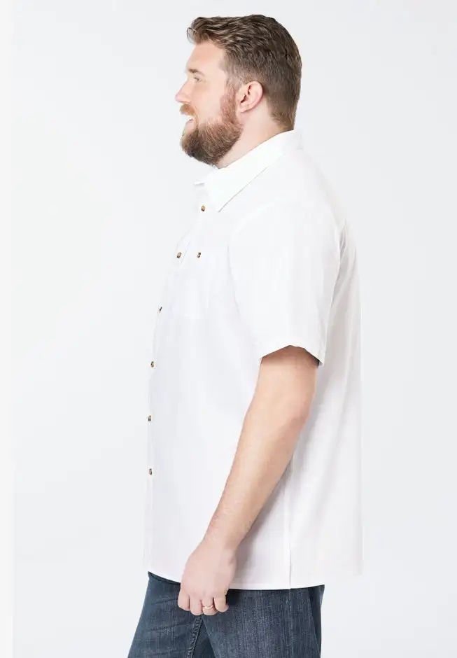 Short-Sleeve Pocket Sport Shirt