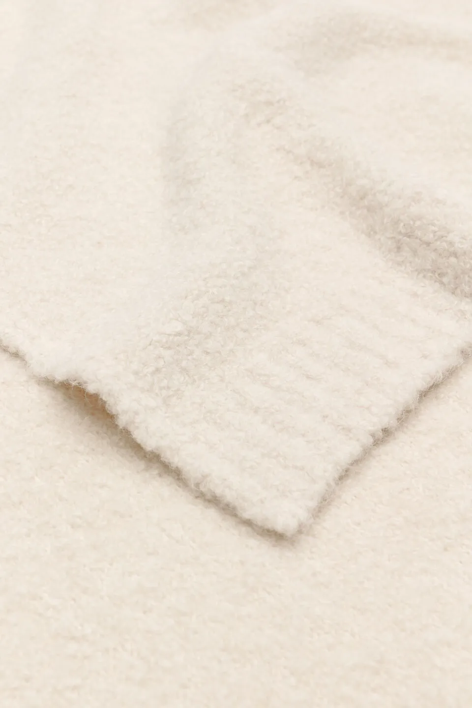 Trendy Boucle Fashion Scarf