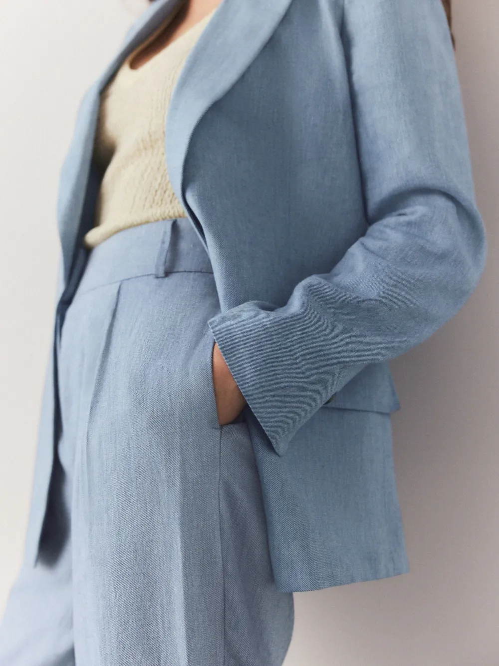 Custom Suits Paired With Linen Fabric