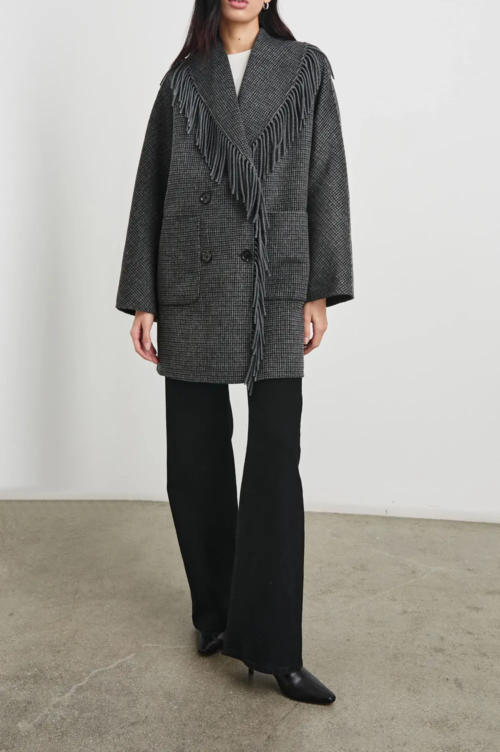 Wool Coat With Fringed Collar Design