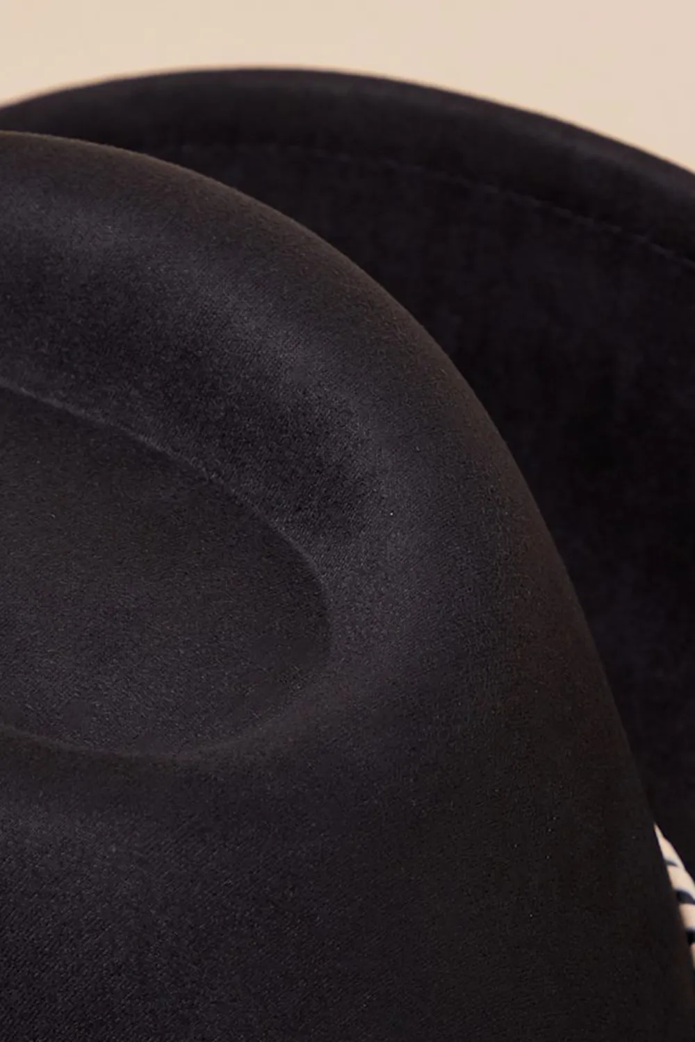 Classic Cute Black Hat With Bow Design