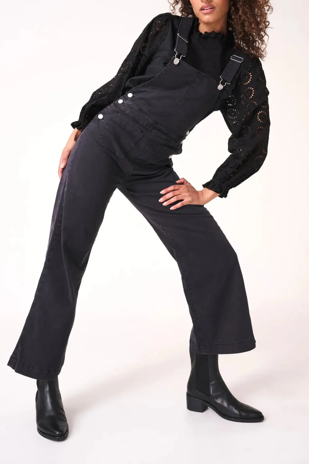 Black Retro Slim-Fit Comfortable Breathable Jumpsuit