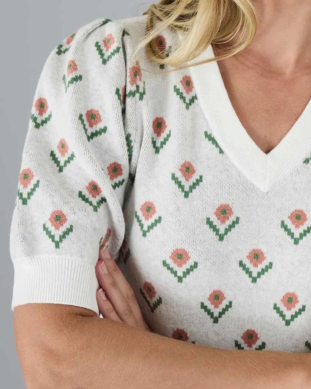 Floral Print V-Neck Pullover