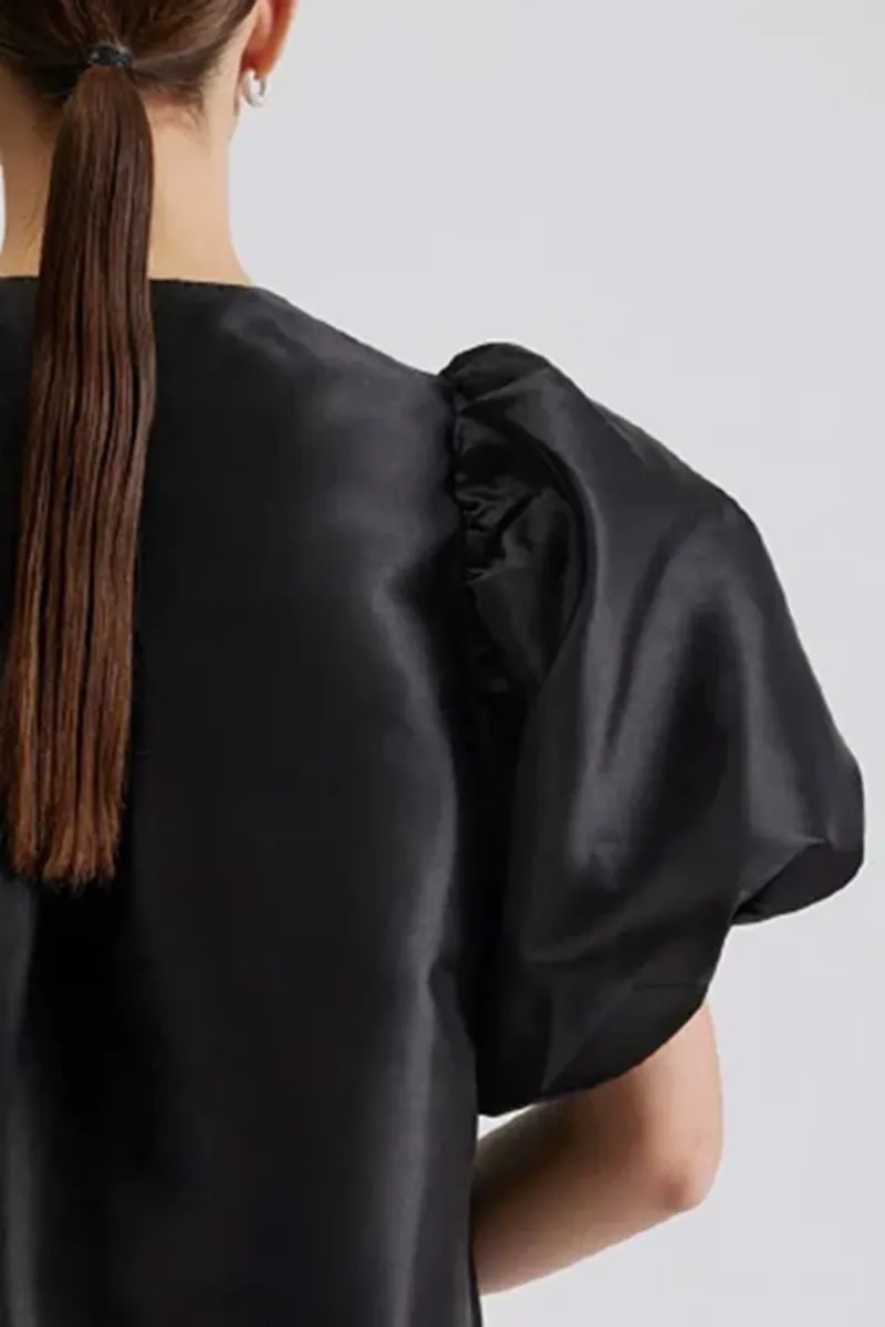 Black Pouf Sleeve Crew Neck Blouses