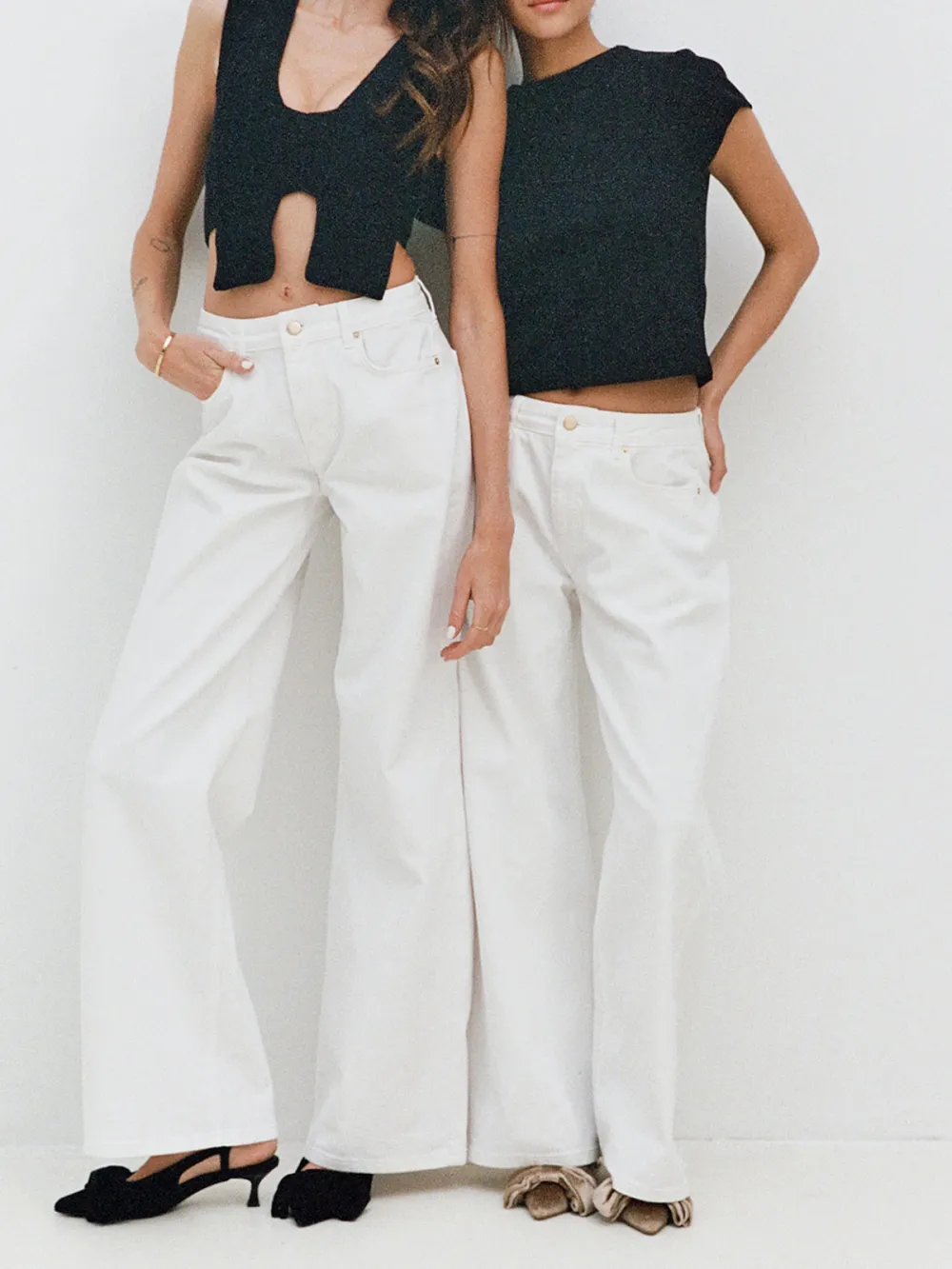 Skinny Mid-Waist Casual Style Jeans