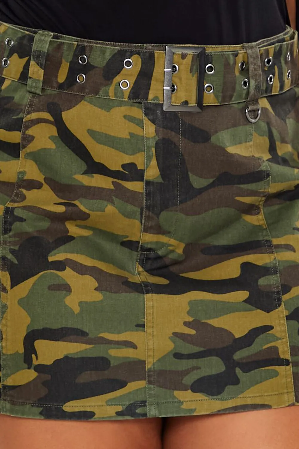 Plus Size Camo Print Cargo Mini Skirt