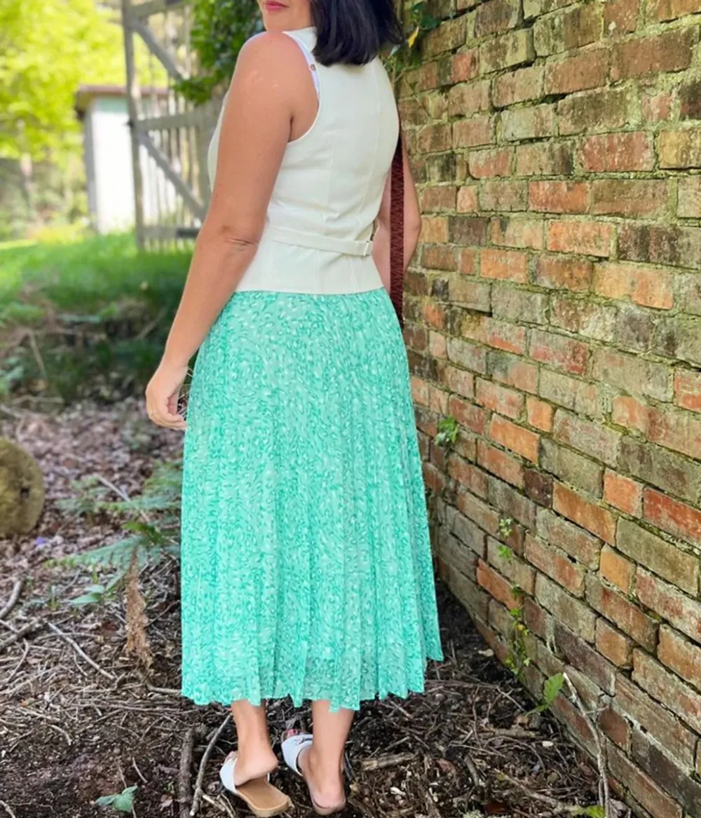 Green Swirling Animal Pleated Midi Skirt