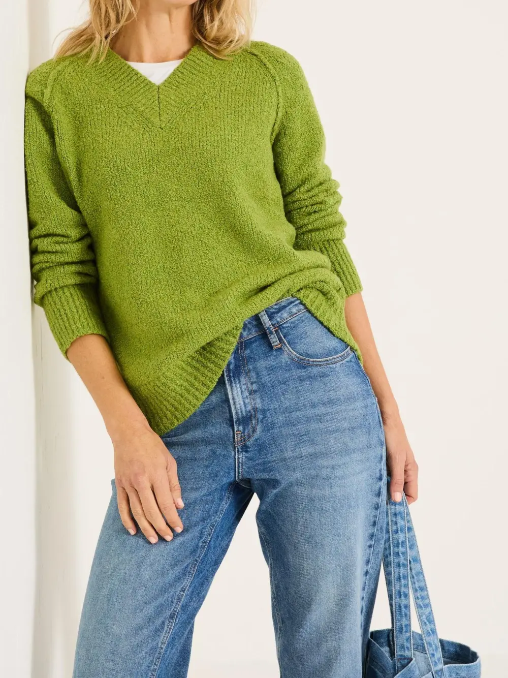 Green Casual V-Neck Jumper