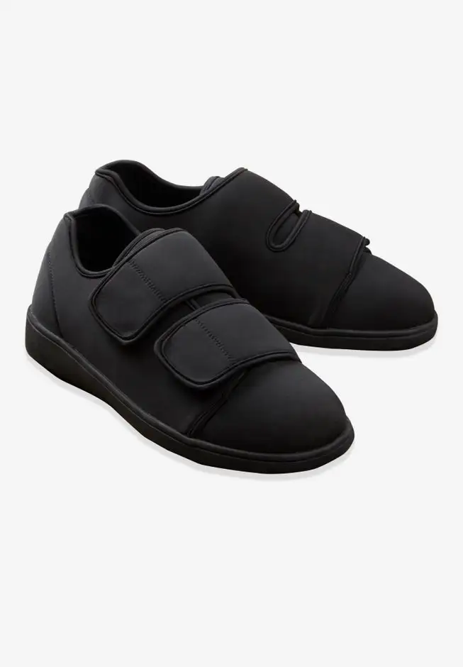 Extra Wide Antimicrobial Walking Shoe