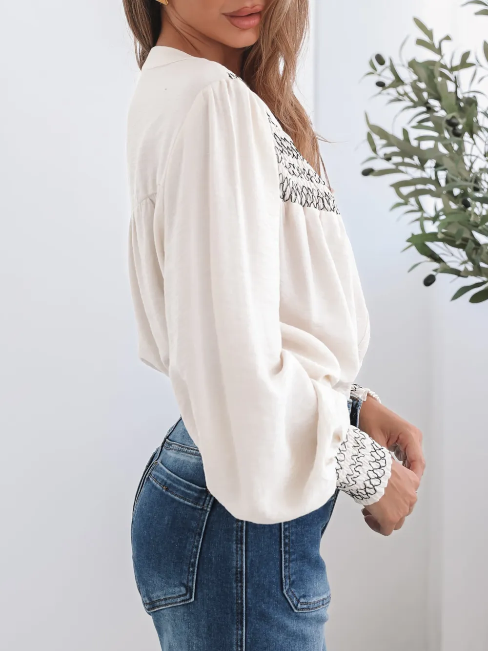 Cream Long Sleeves Print Blouse