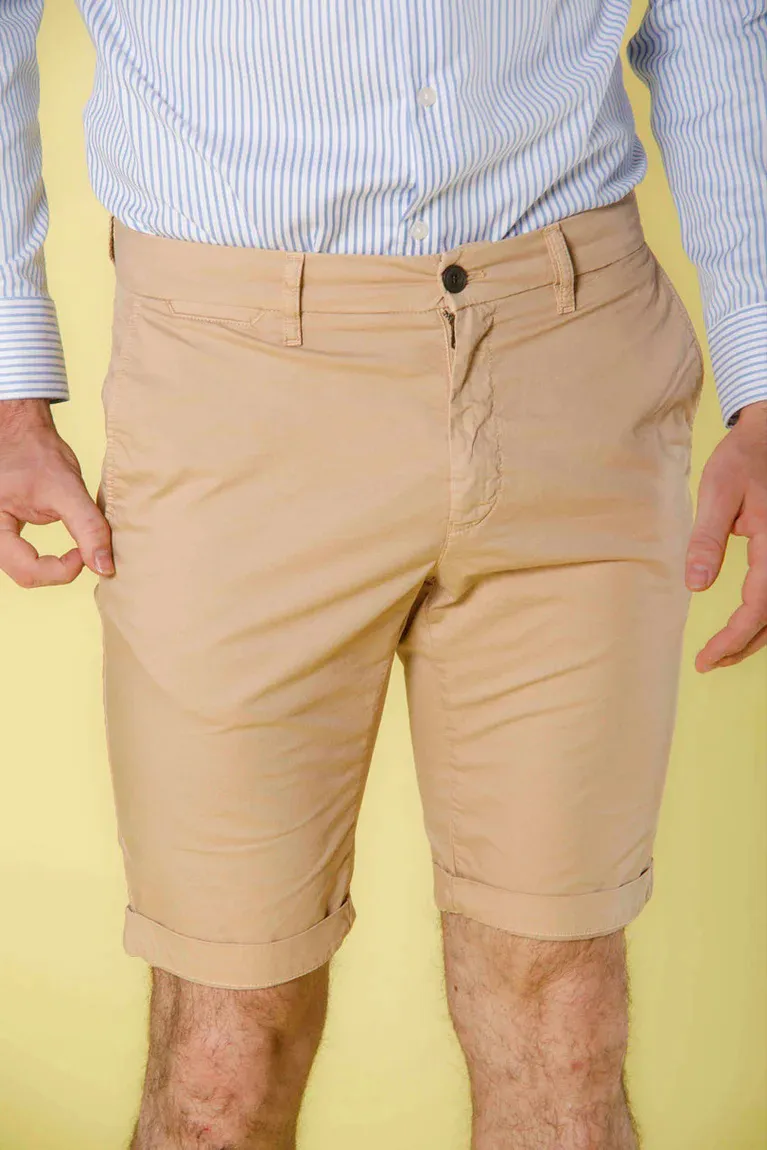 Light Kaki Cotton Twill Cargo Shorts For Men - Regular Fit