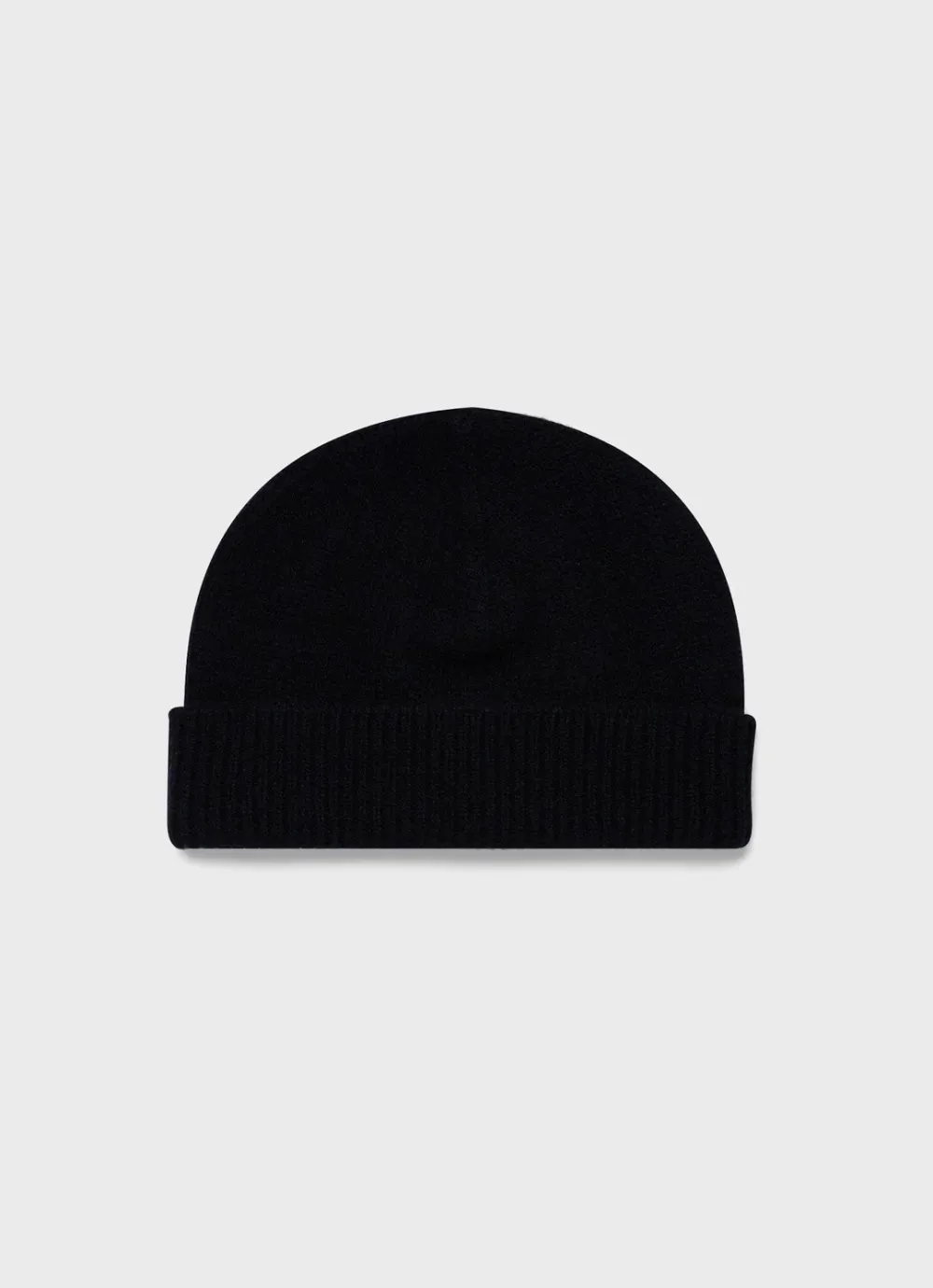 Black Knitted Beanie With Slim Fit For Urban Chic