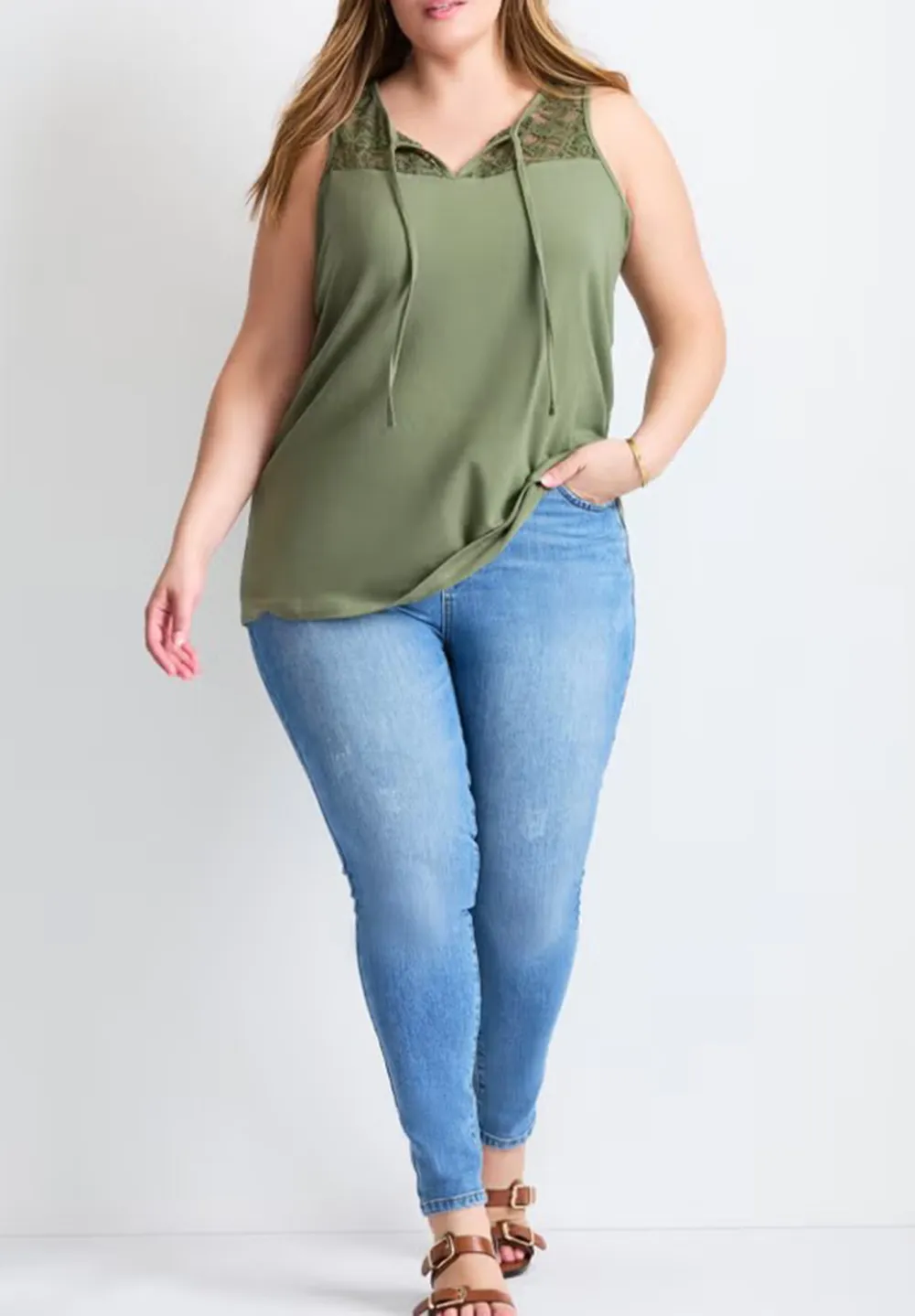 Round Neck Sleeveless Top