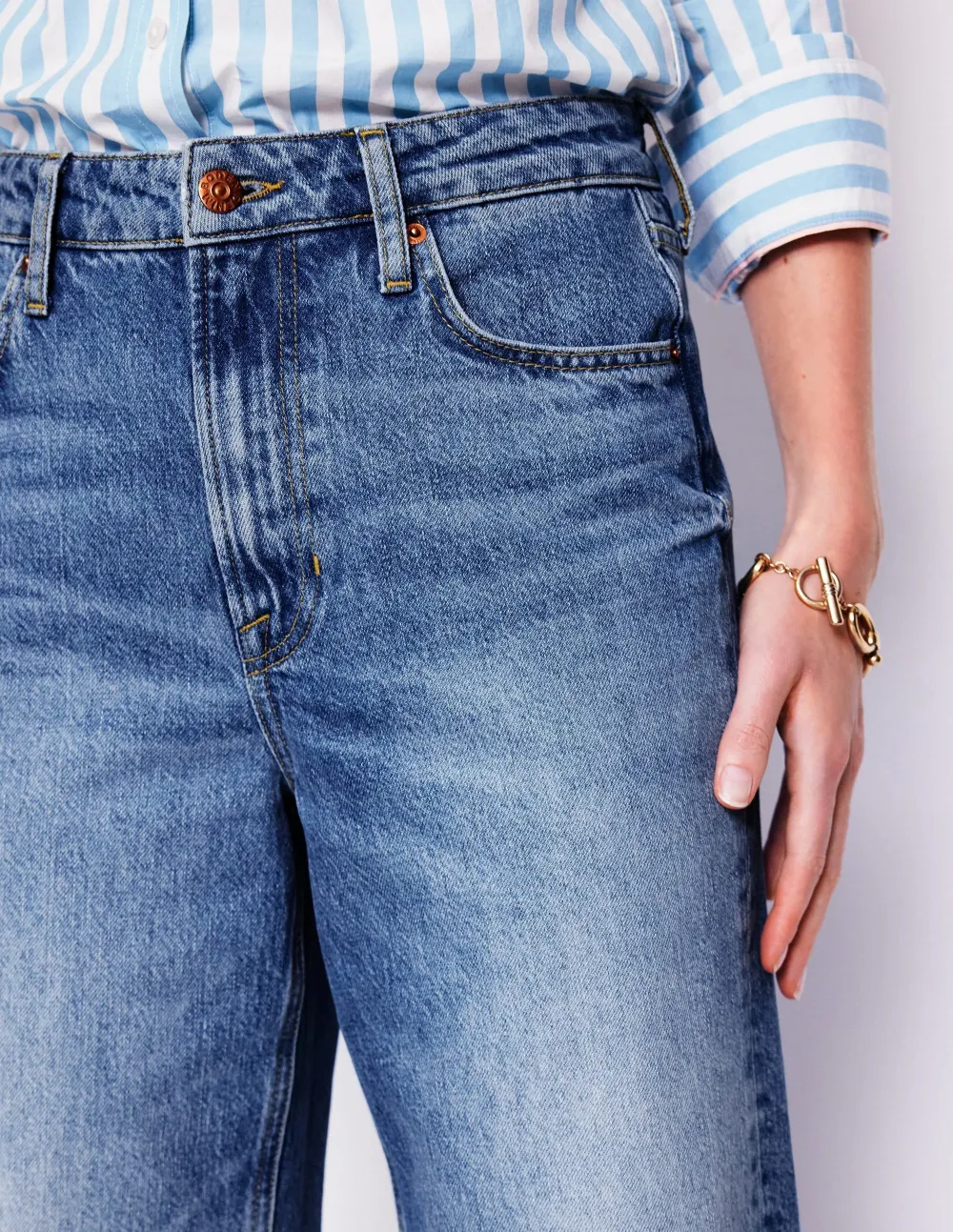 Medium Blue Wide - Leg Jeans