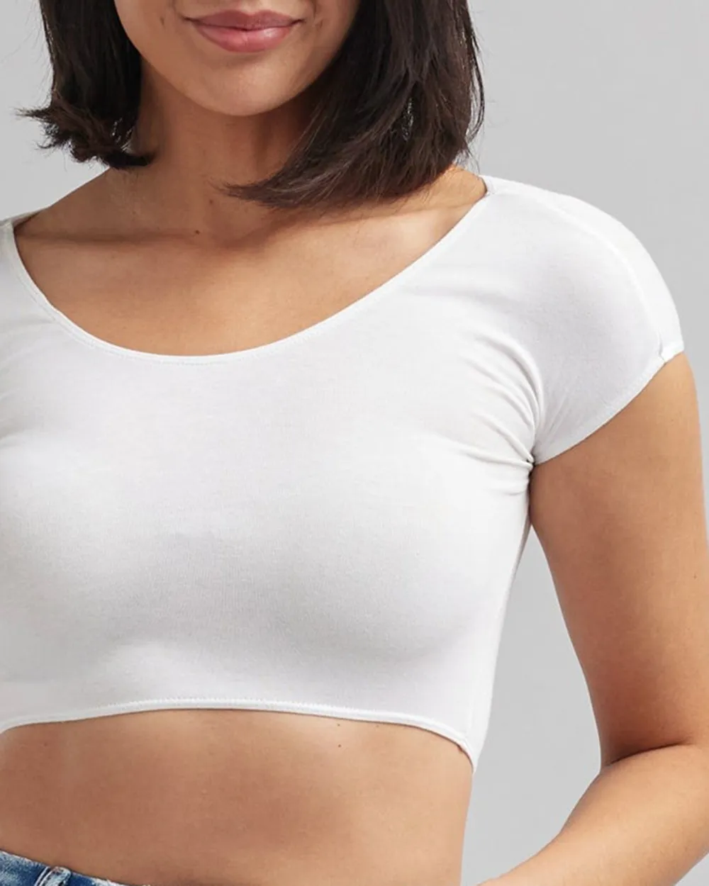 Trendy Cropped Crew Neck Tee