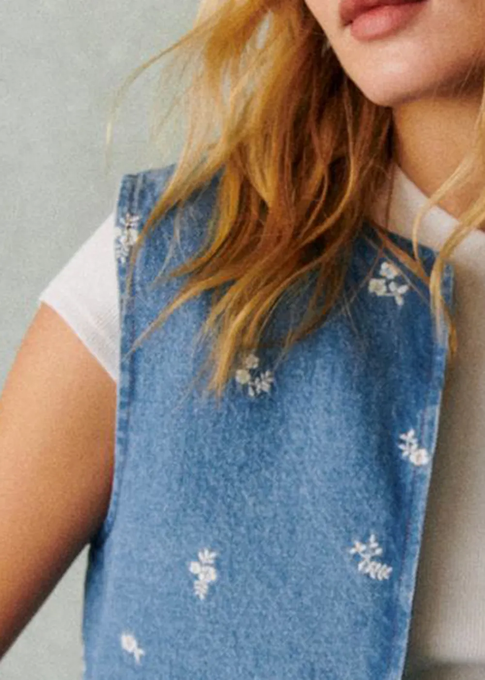 Short Sleeveless Denim Jacket With All-Over Embroidery