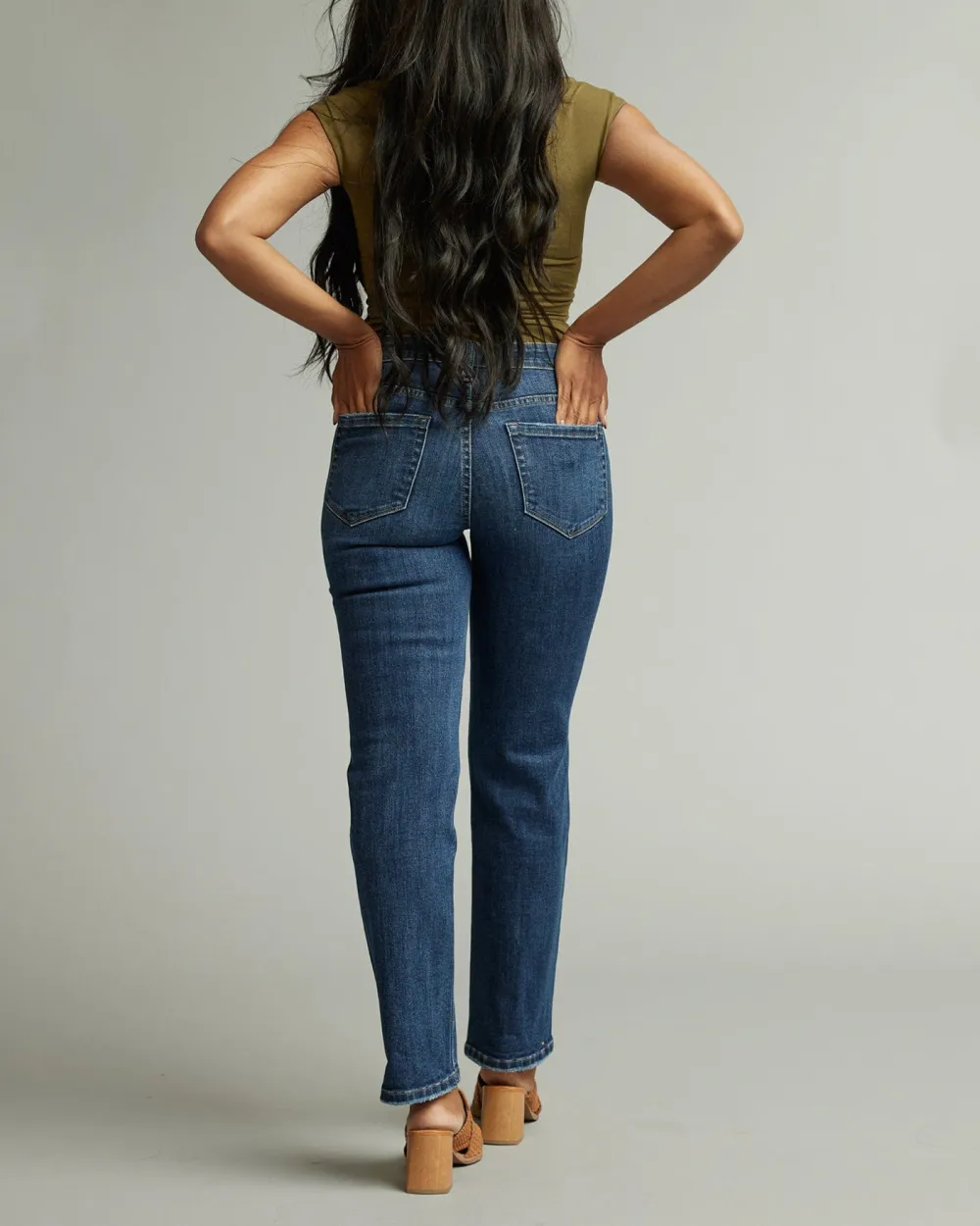 Mid Rise Straight Leg Jean