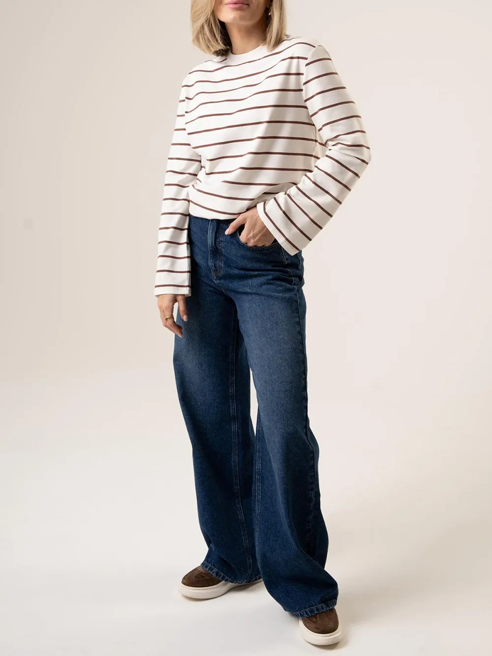 Plain Colored Casual Style Jeans