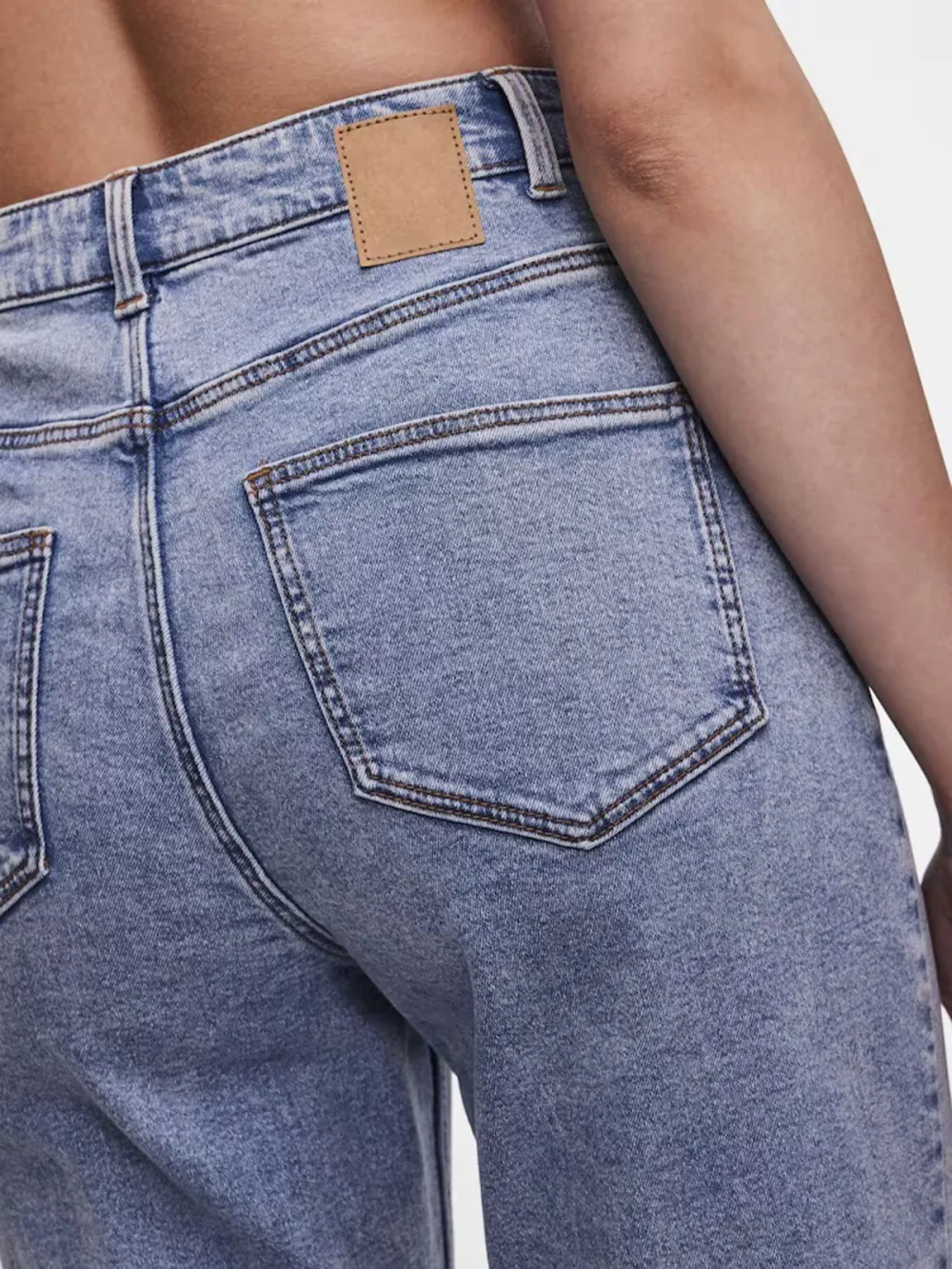 Light Blue Casual Style Jeans