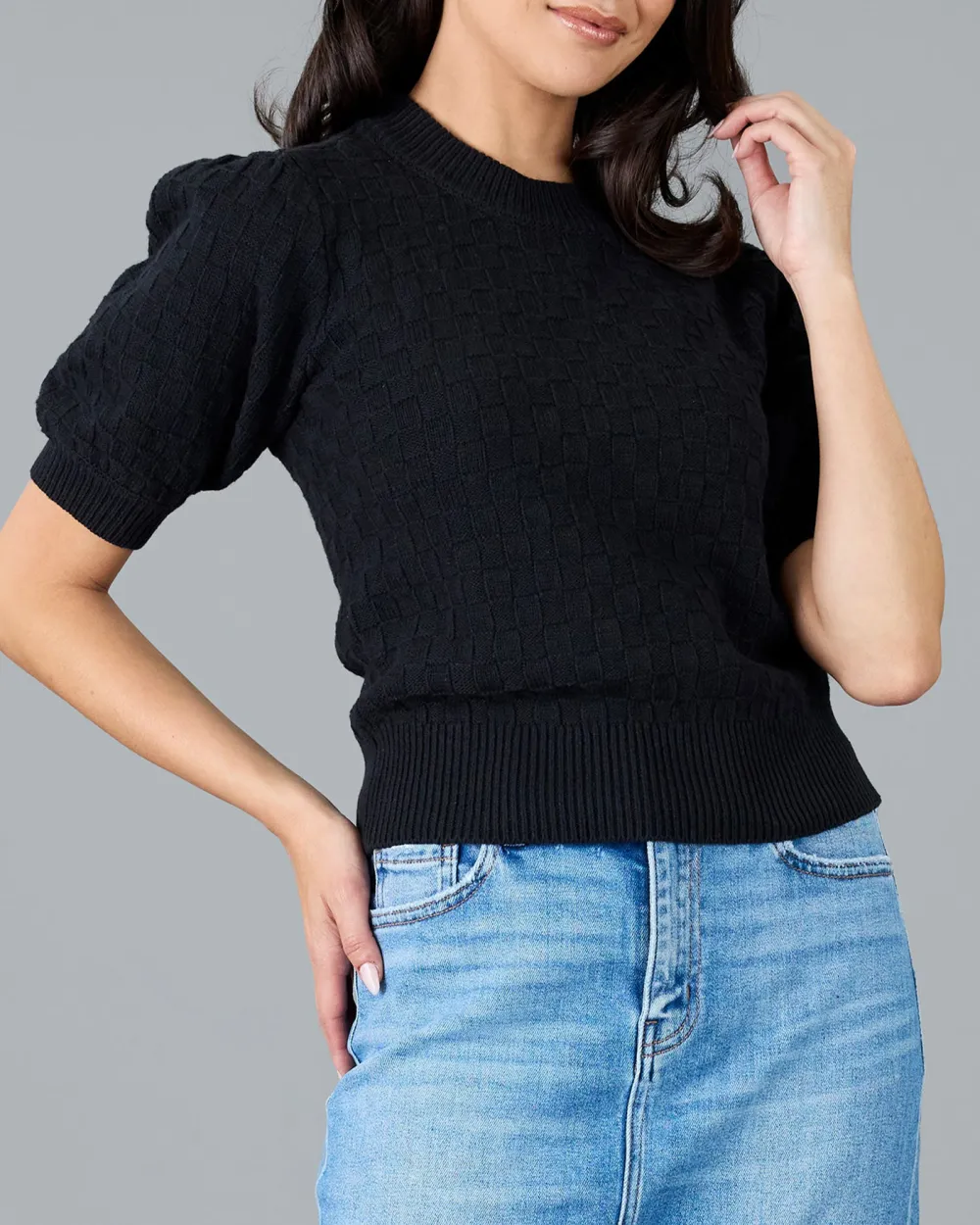 Black Short Sleeve Knitted Sweater