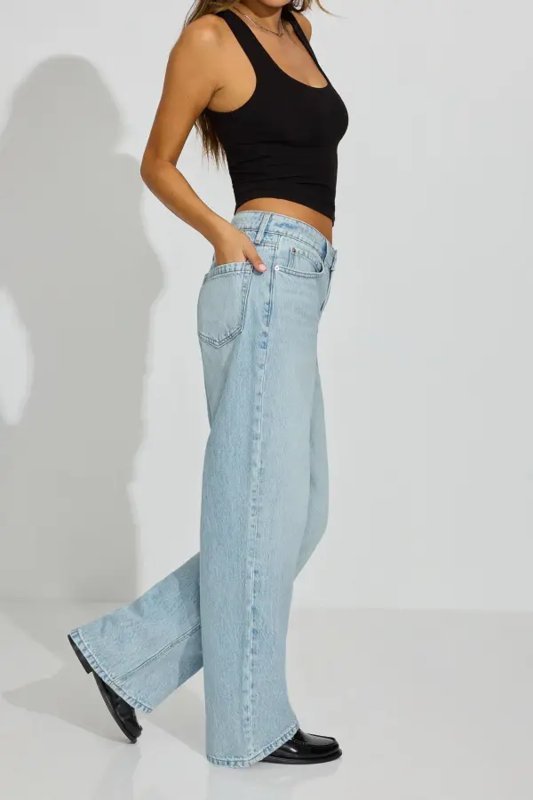 Oversized Light Wash Blue Jeans