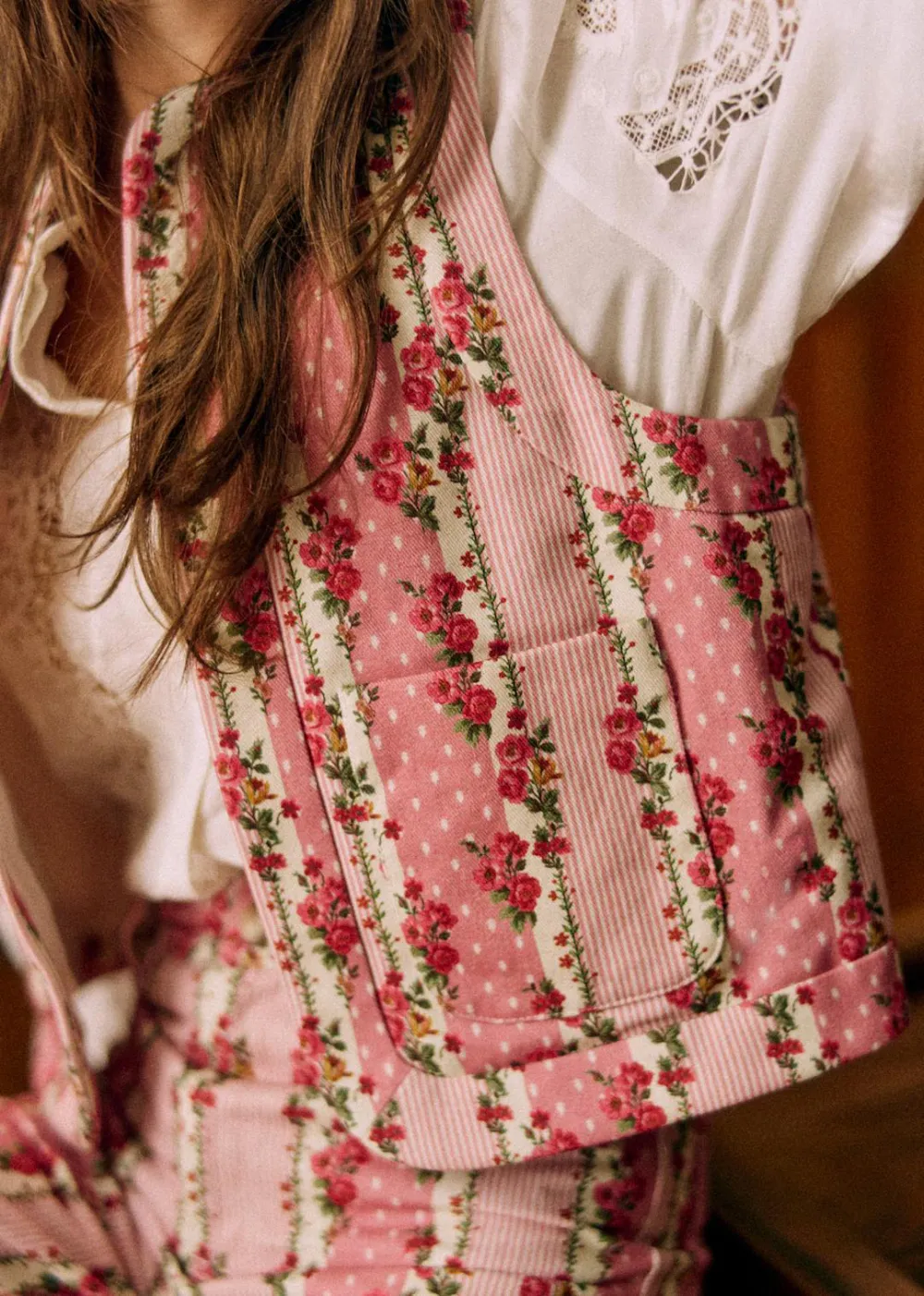 Cropped Sleeveless Printed Quilted Jacket