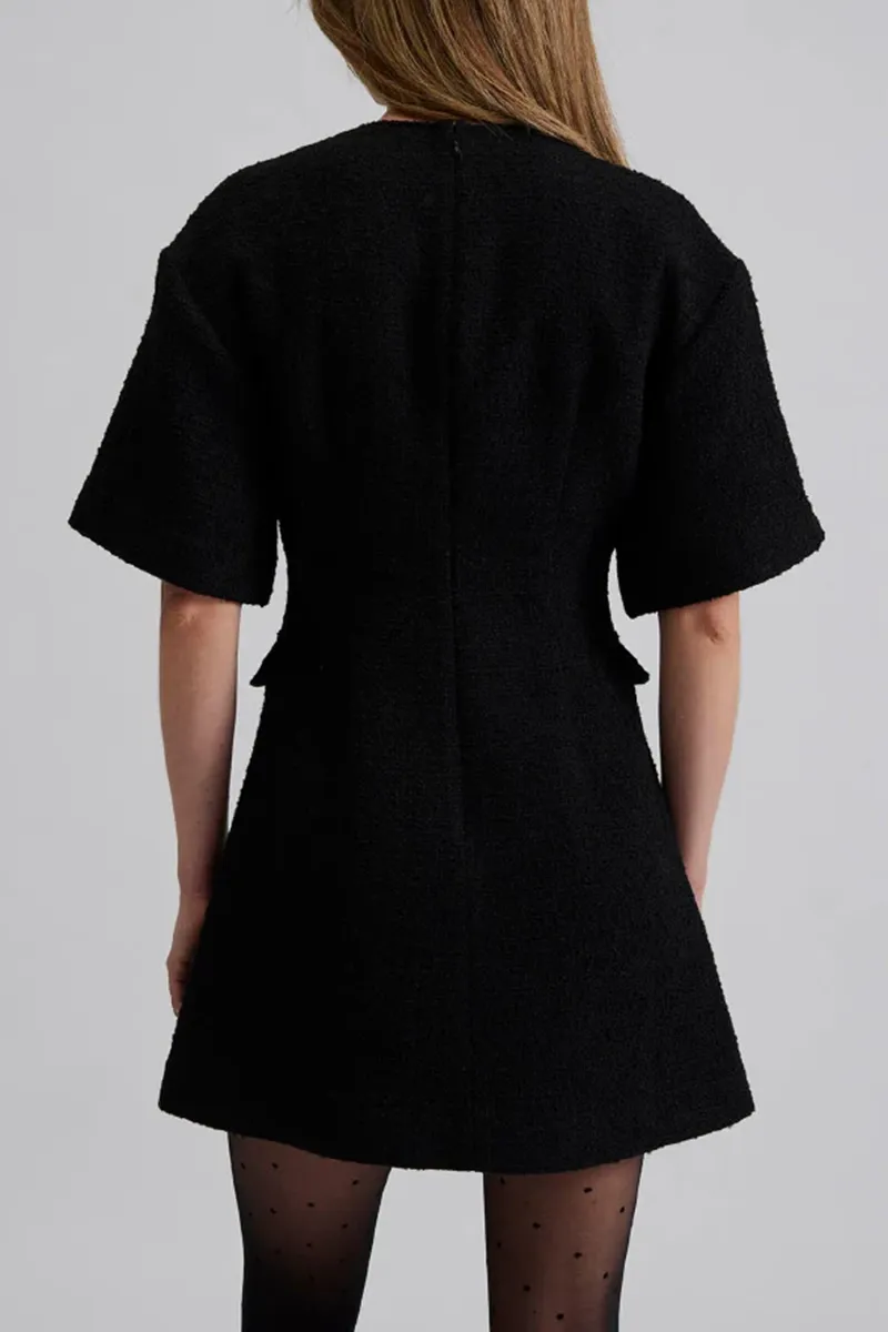 Black Pocket Detailed Short Sleeve Dresses