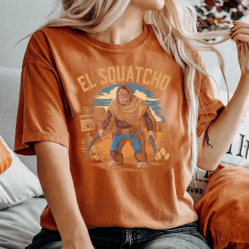 El Squatcho Bigfoot Sasquatch Mexican Women's Oversized Comfort T-Shirt