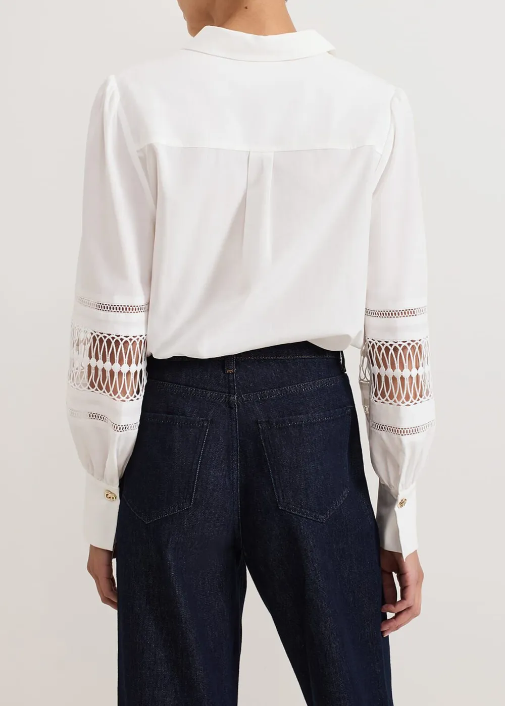 Design Hollow Versatile Commuter Style Shirt
