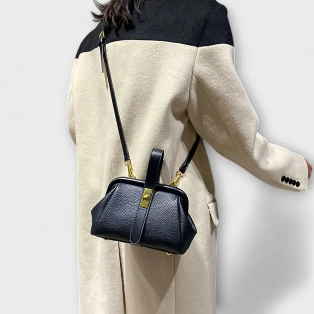 Minimal Carry Handbag