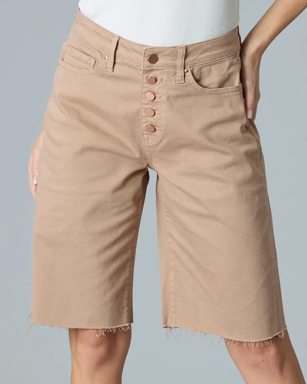 Brown Sugar Mid Length Short