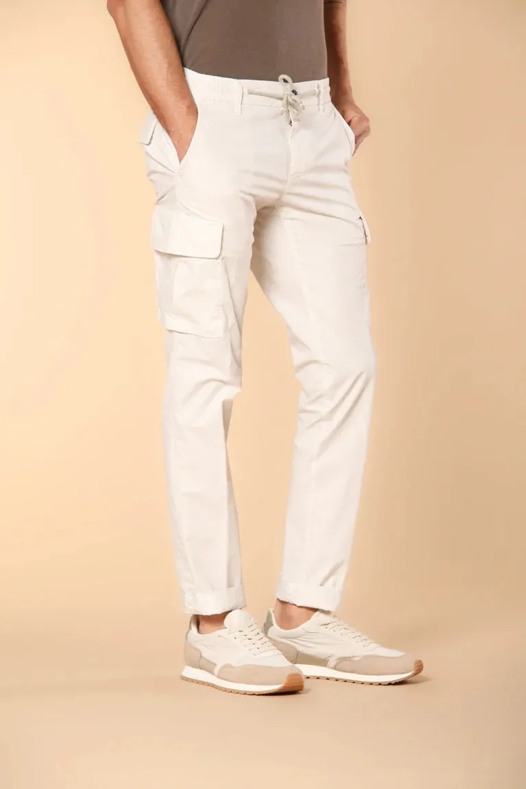 Men's Off-White Slim Fit Parachute Fabric Cargo Pants with Large Pockets